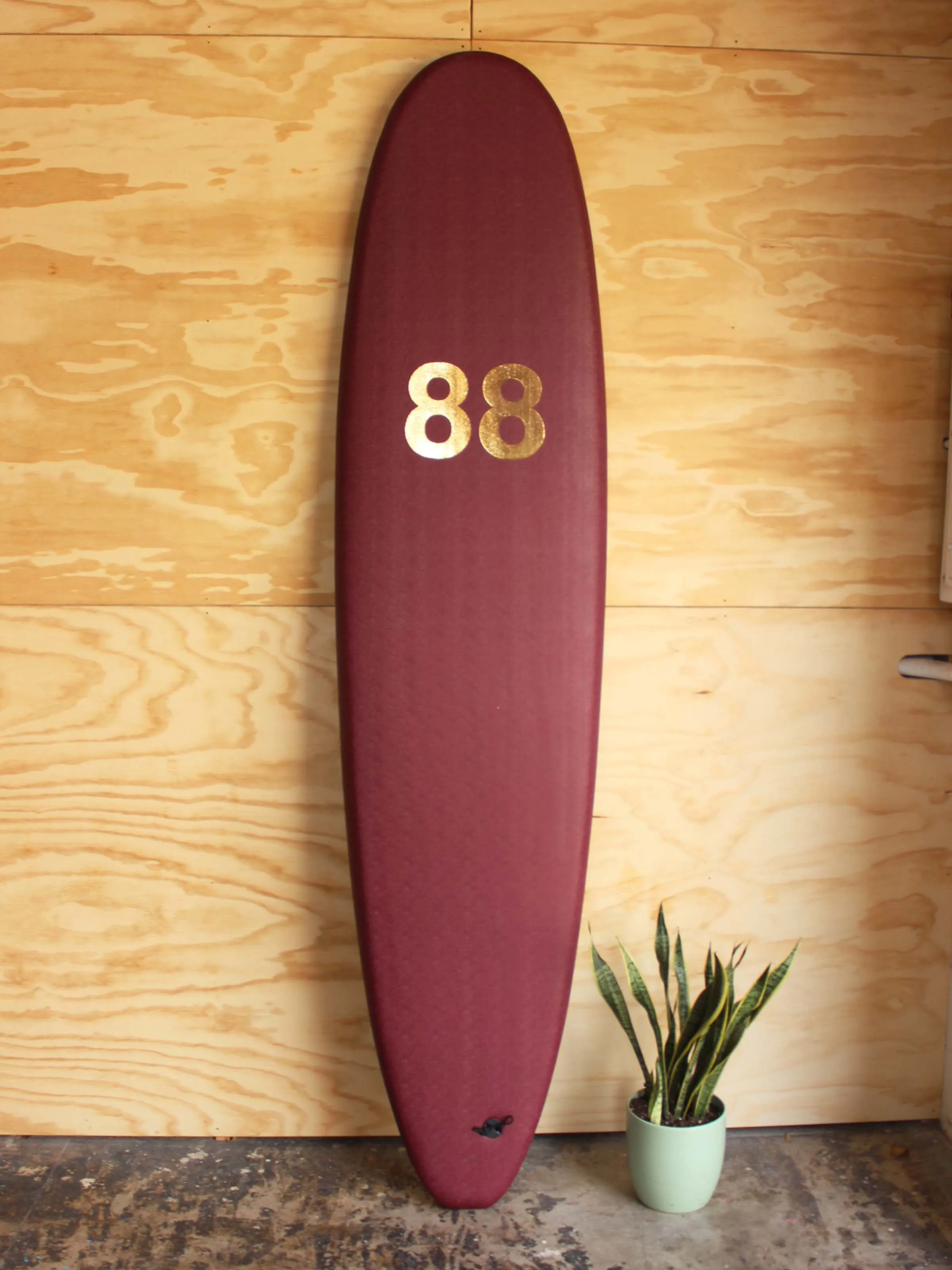 8'0 88 Surfboard ~ Stout/Black