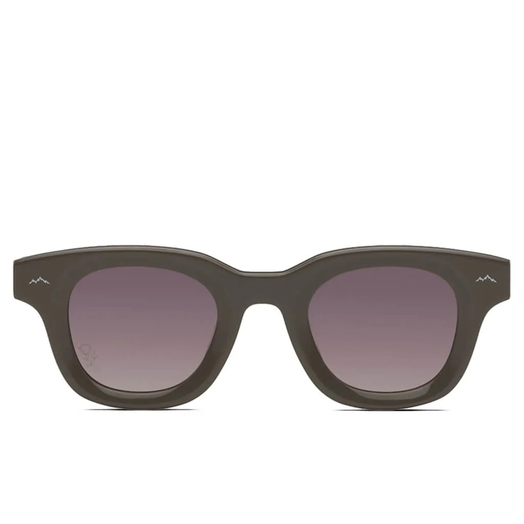 Afield Out x Akila Apollo Sunglasses - Brown/Purple