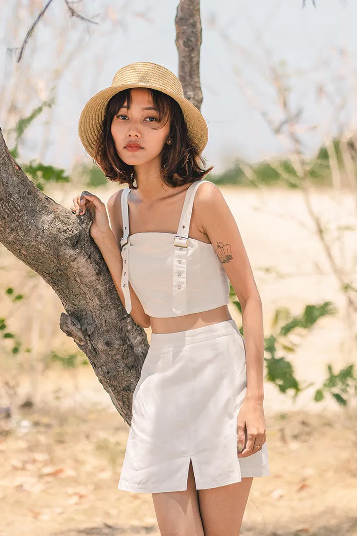 AKILA BUCKLE CROP TOP (WHITE)