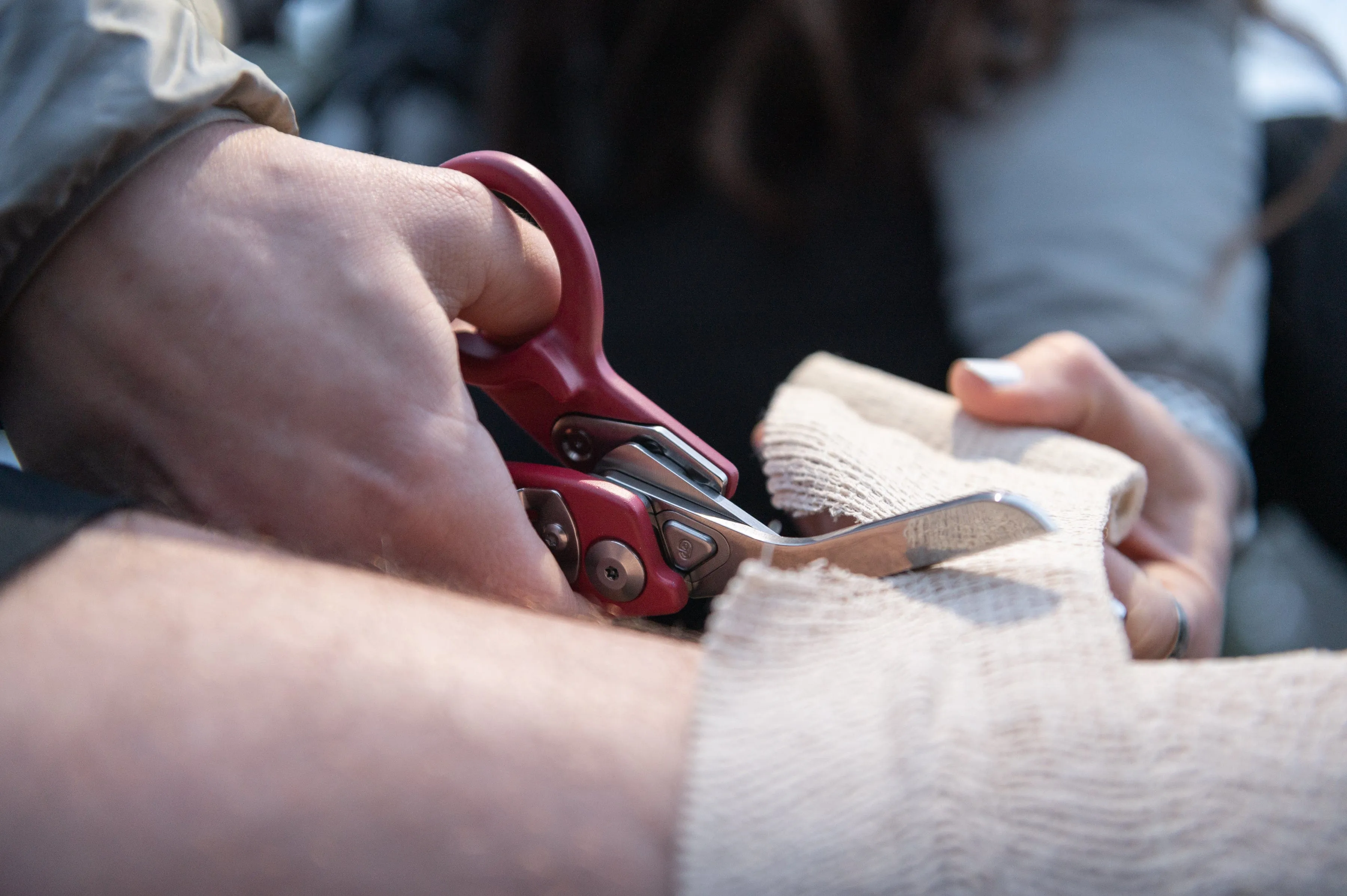 Leatherman Raptor Response Red