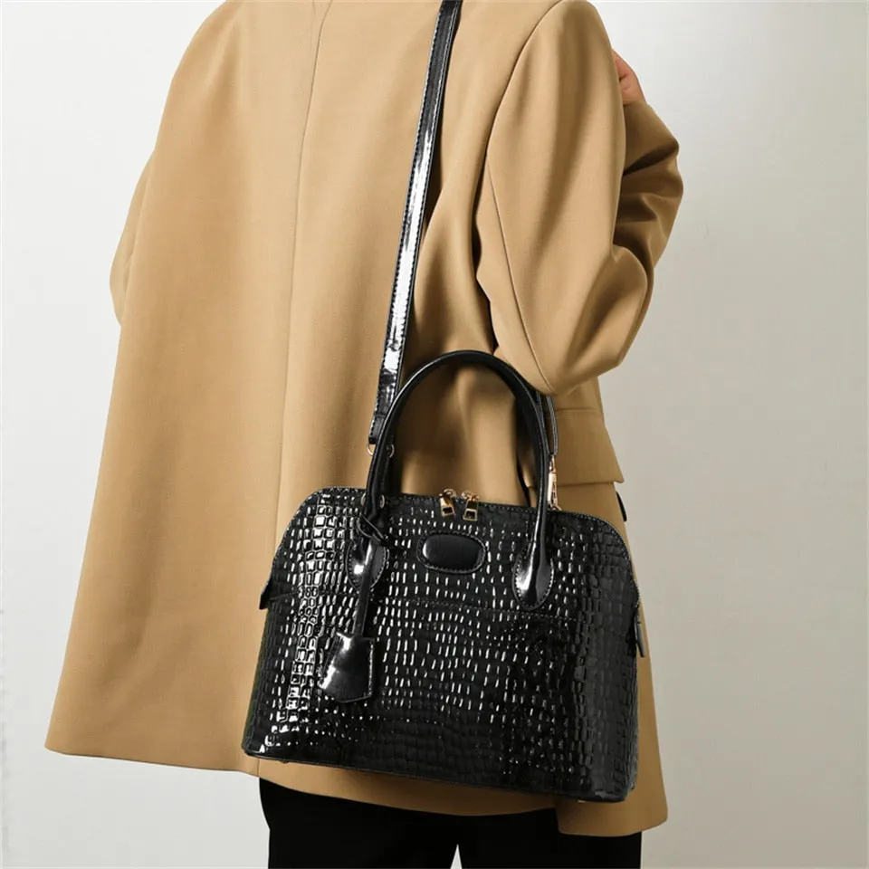 Luxury Designer Alligator Pattern Black Shoulder Crossbody Bag for Women on Clearance