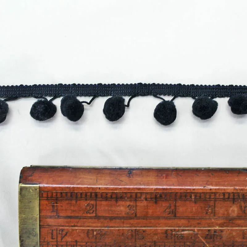 Pom Pom Trim - Black