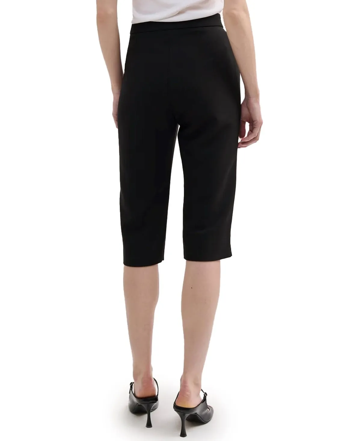 Teurn Studios Tailored Capri Pants Black